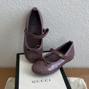 Gucci Girls Mary Jane Flats in Mauve Purple